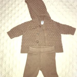 🐻 Old Navy pant and hoodie set 0-3M🐻
